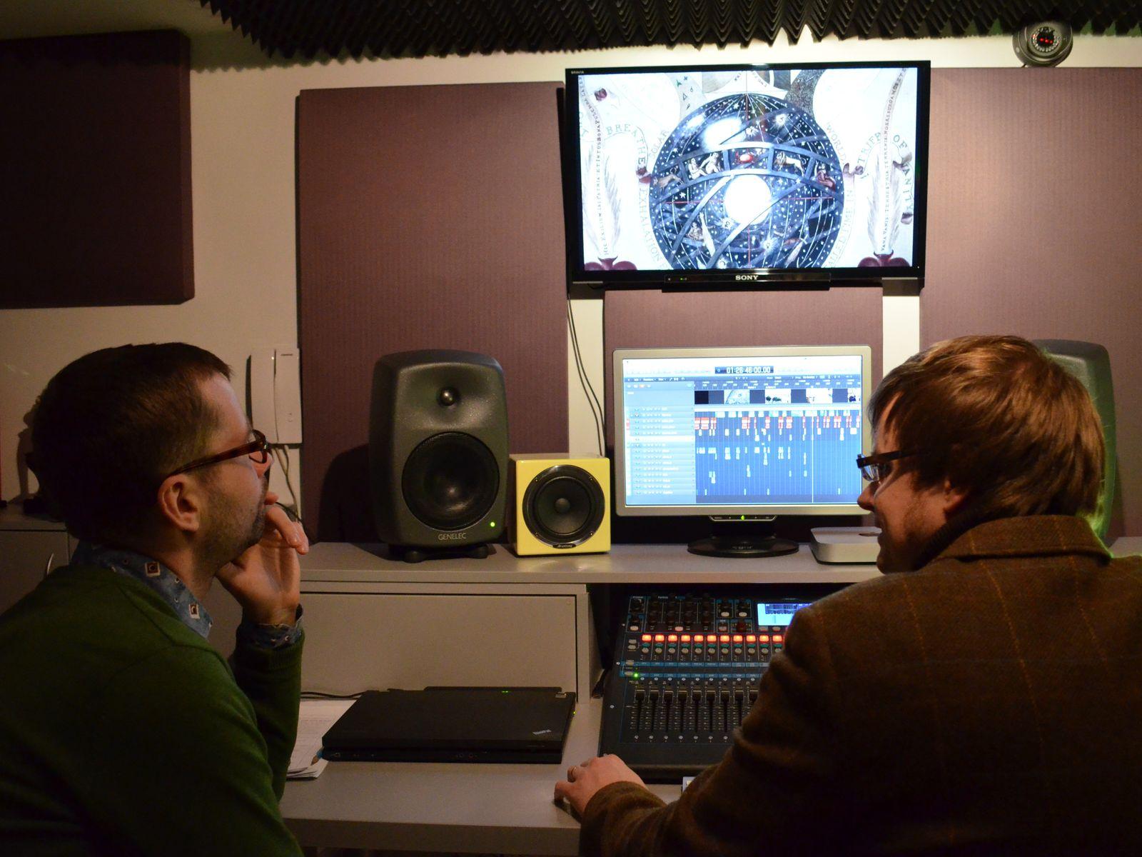 Łukasz Chwałko i Jaroslavas Bobrovas z Boyar Studio pracują we Wilnie nad udźwiękowieniem filmu