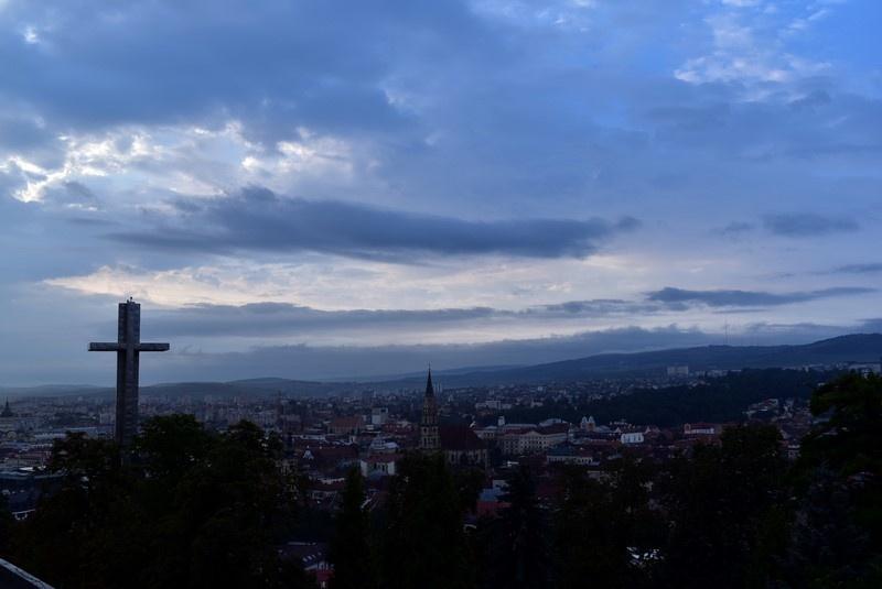 Wielki krzyż w Kluż - Napoca, stolicy Transylwanii, ciekawe dlaczego?, fot. MS