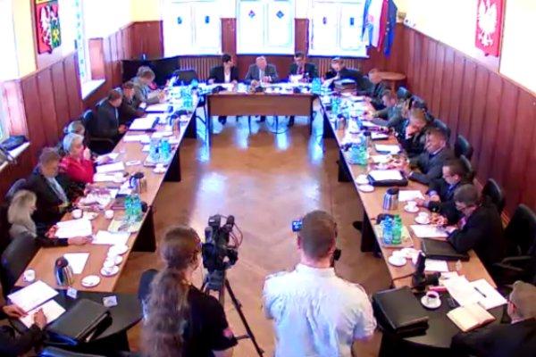 Sesja była transmitowana na żywo w Internecie, fot. na podstawie UMiG Bogatynia Sesja była transmitowana na żywo w Internecie, fot. na podstawie UMiG Bogatynia